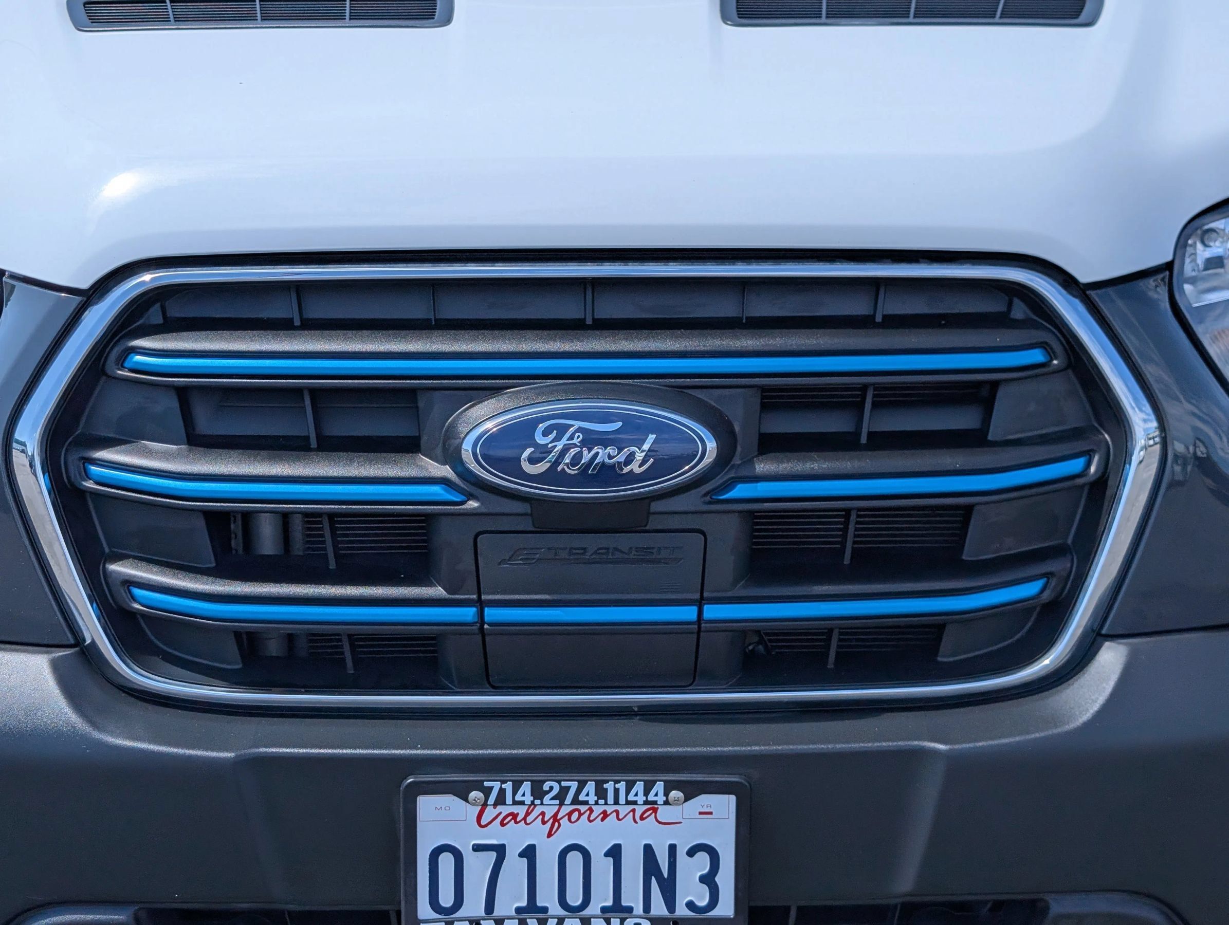 Used 2022 Ford E-Transit 148 High Roof w/ Load Area Protection Package RWD image 3