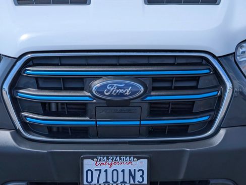 Used 2022 Ford E-Transit 148 High Roof w/ Load Area Protection Package RWD image 3