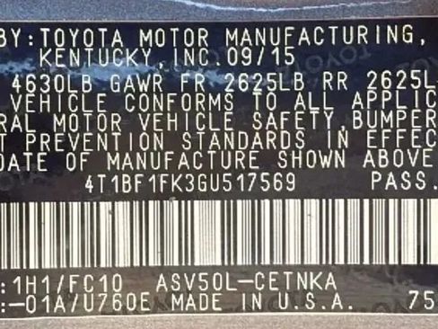 Used 2016 Toyota Camry LE image 28