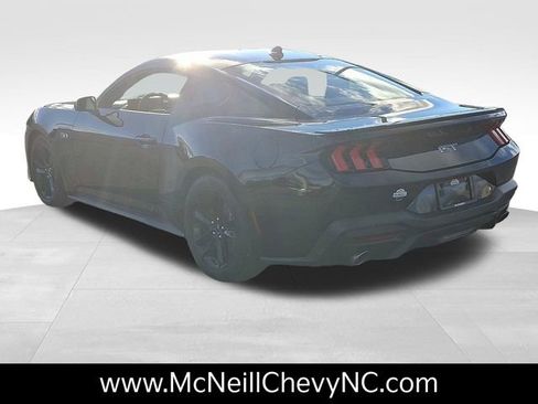Used 2025 Ford Mustang GT image 6
