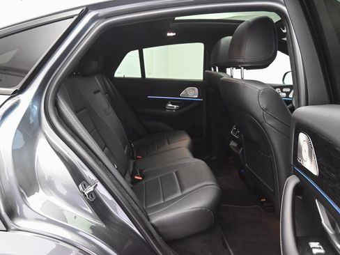Used 2025 Mercedes-Benz GLE 450 GLE 450 w/ Night Package image 34