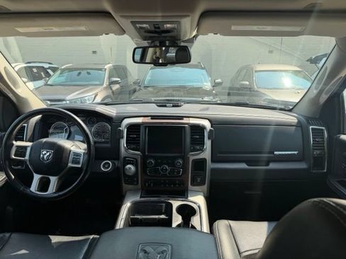 Used 2018 RAM 1500 Laramie AWD/4WD image 11