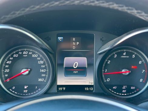 Used 2016 Mercedes-Benz GLC 300 4MATIC image 34