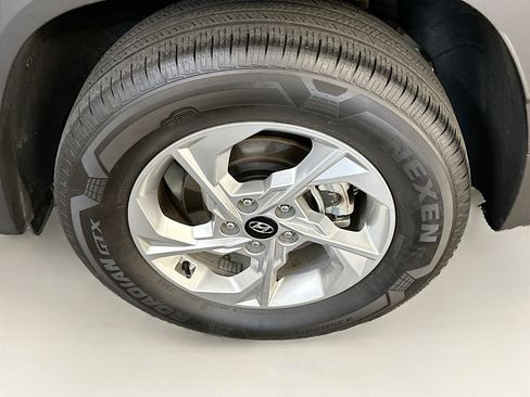 Used 2023 Hyundai Tucson SEL w/ Cargo Package image 11