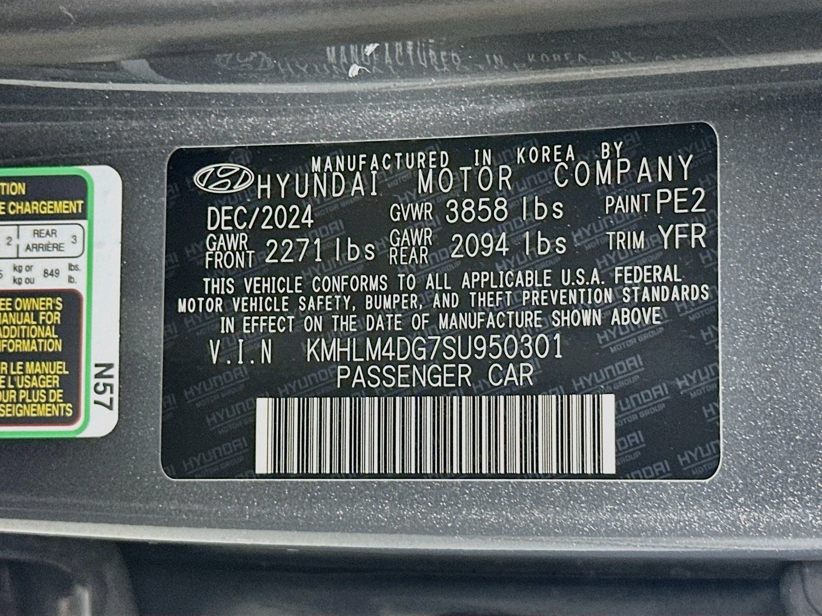 Used 2025 Hyundai Elantra Sport FWD image 29