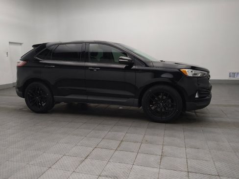 Used 2019 Ford Edge SEL w/ Equipment Group 201A FWD image 11