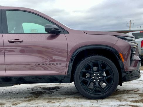 New 2026 Chevrolet Traverse RS image 10