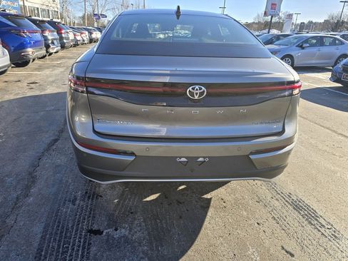 Certified 2026 Toyota Crown Platinum image 7