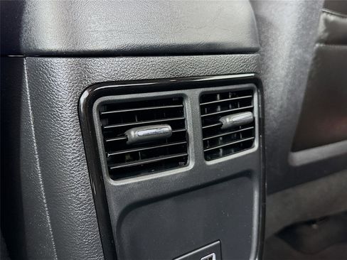 Used 2022 Dodge Charger GT w/ Blacktop Package image 27