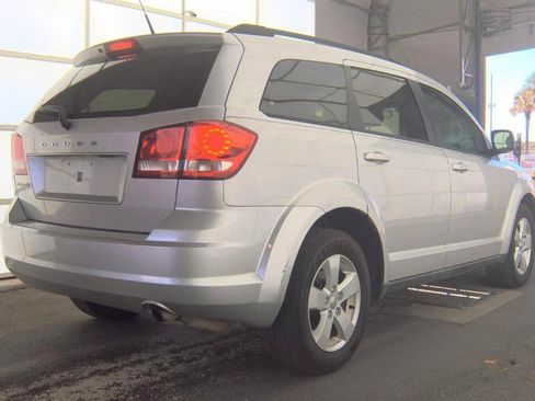 Used 2011 Dodge Journey Express w/ Popular Equipment Group FWD image 4