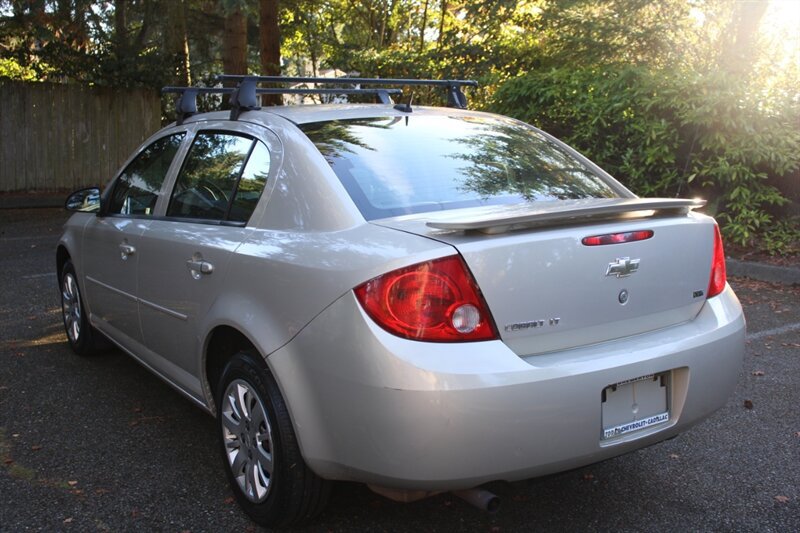 Used 2009 Chevrolet Cobalt LT FWD image 4