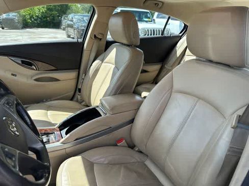 Used 2011 Buick LaCrosse CXL FWD image 4