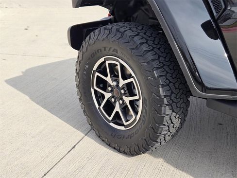 New 2026 Jeep Wrangler Unlimited Rubicon image 6