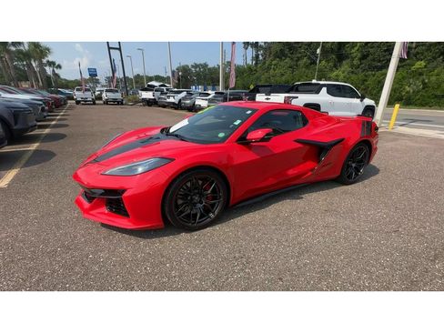 Used 2025 Chevrolet Corvette Z06 RWD image 6
