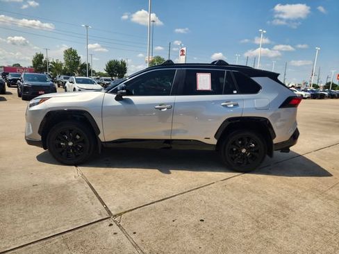 Certified 2024 Toyota RAV4 XSE AWD/4WD image 4