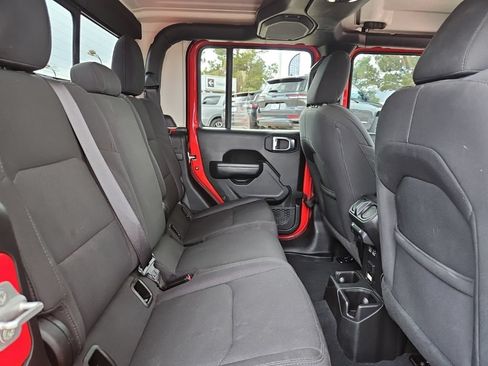 Used 2023 Jeep Gladiator Sport AWD/4WD image 26