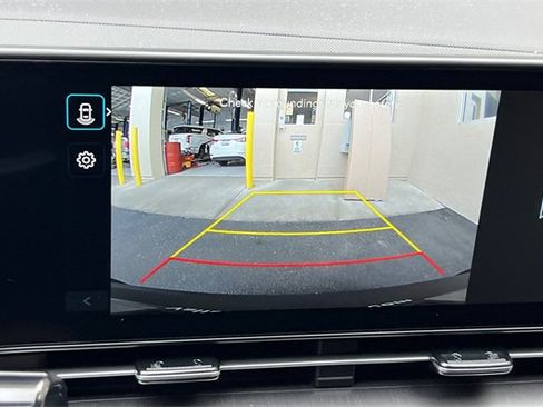 New 2026 Hyundai Kona SE image 19