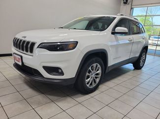 Used 2019 Jeep Cherokee Latitude Plus w/ Comfort/Convenience Group AWD/4WD video 3