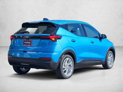 New 2027 Chevrolet Bolt LT w/ Comfort Package FWD image 2