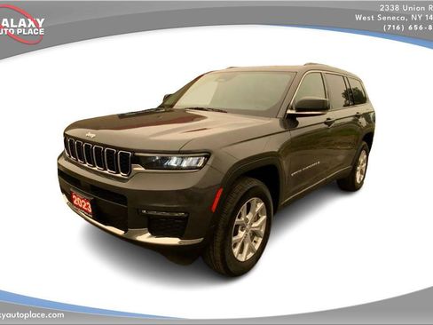 Used 2023 Jeep Grand Cherokee L Limited AWD/4WD image 1
