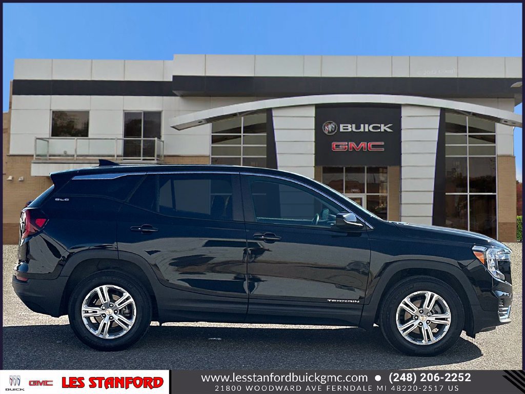 Used 2024 GMC Terrain SLE FWD image 7