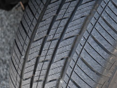 Used 2025 INFINITI QX80 Sensory image 28