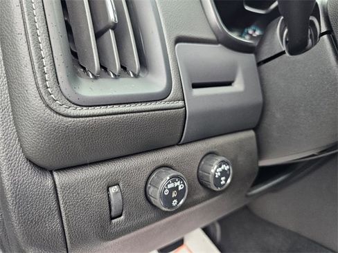 Used 2022 GMC Canyon Elevation w/ Elevation Premium Package image 16