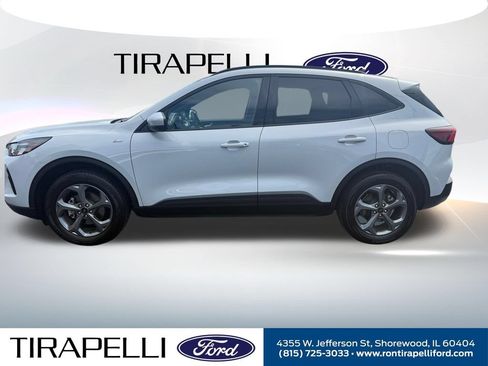 Certified 2025 Ford Escape ST-Line Select AWD/4WD image 2