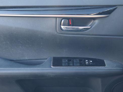 Used 2017 Lexus ES 350 w/ Accessory Package 2 FWD image 12