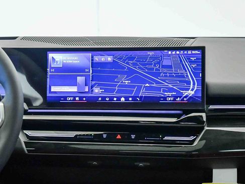 New 2026 BMW 530i xDrive w/ M Sport Package image 14