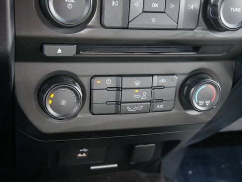 Used 2016 Ford F150 XL w/ Equipment Group 101A Mid AWD/4WD image 22