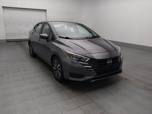 Used 2025 Nissan Versa SV FWD image 13