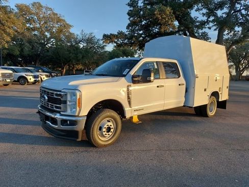 New 2026 Ford F350 XL w/ XL Chrome Package AWD/4WD image 3