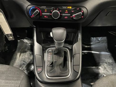 Used 2020 Kia Soul S image 29