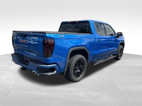 Used 2023 GMC Sierra 1500 Elevation w/ X31 Off-Road Package AWD/4WD image 8
