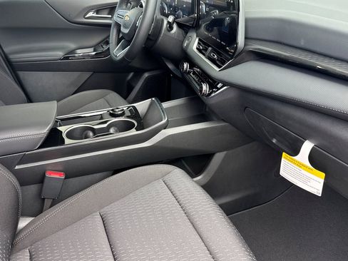 New 2026 Chevrolet Equinox LT image 15