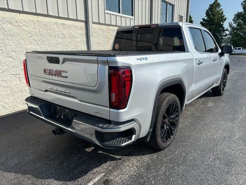 Used 2021 GMC Sierra 1500 SLT w/ SLT Premium Package AWD/4WD image 3