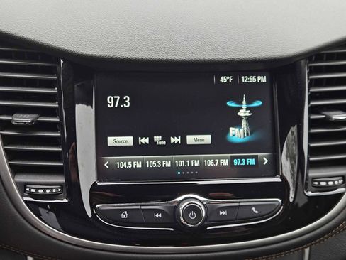 Used 2017 Chevrolet Trax LT w/ Driver Confidence Package image 17