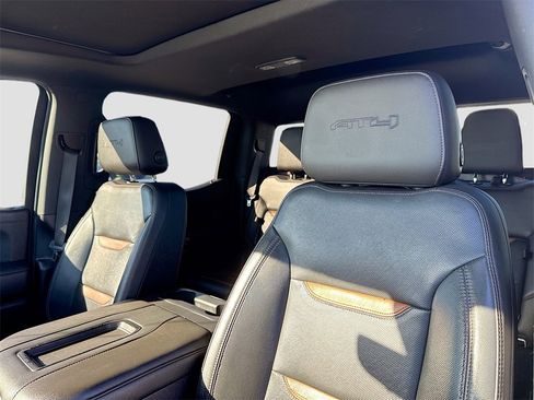 Used 2019 GMC Sierra 1500 AT4 w/ AT4 Premium Package image 13