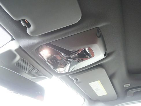 Used 2026 BMW X1 xDrive28i w/ Technology Package image 21