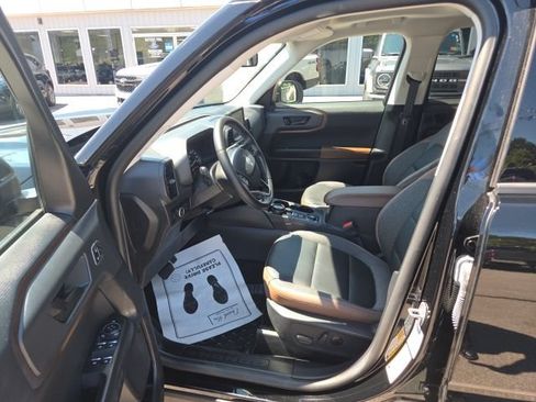 Used 2024 Ford Bronco Sport Outer Banks w/ Tech Package AWD/4WD image 15