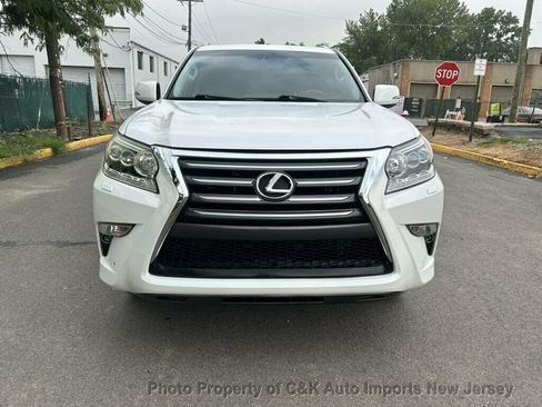 Used 2016 Lexus GX 460 w/ Premium Package AWD/4WD image 2