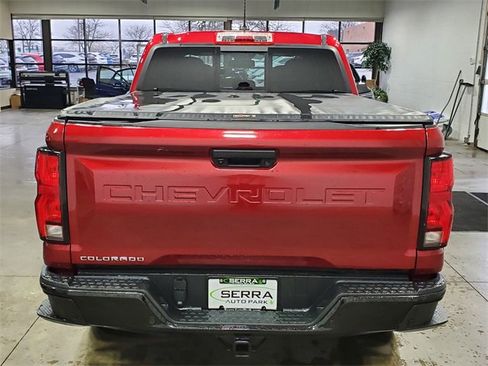 Certified 2024 Chevrolet Colorado Z71 w/ Z71 Convenience Package 2 image 5