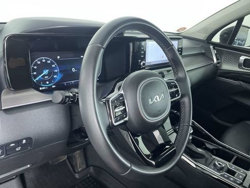 Used 2023 Kia Sorento SX AWD/4WD image 28