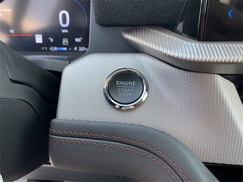 New 2025 Ford Explorer Active image 29