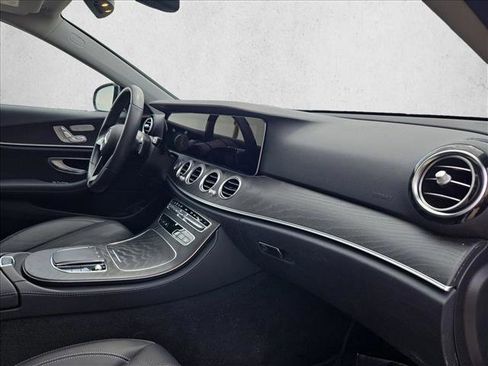 Used 2023 Mercedes-Benz E 450 4MATIC Sedan image 21
