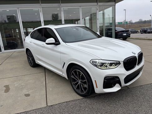 Used 2021 BMW X4 M40i w/ Premium Package image 3