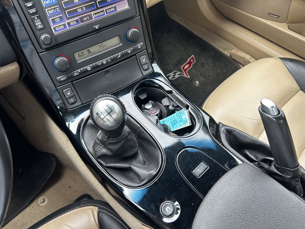Used 2005 Chevrolet Corvette Convertible w/ Preferred Equipment Group RWD image 26