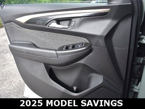 New 2025 Chevrolet TrailBlazer ACTIV w/ Driver Confidence Package image 32