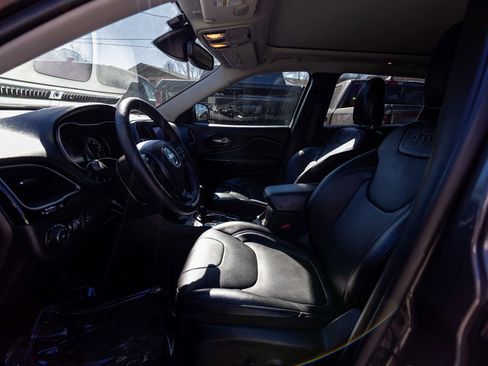 Used 2023 Jeep Cherokee Altitude Lux w/ Lux Elite Package image 27